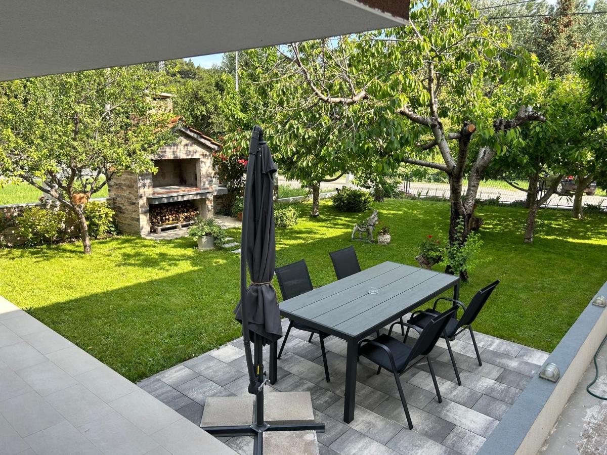 Apartment River Klis Exterior photo